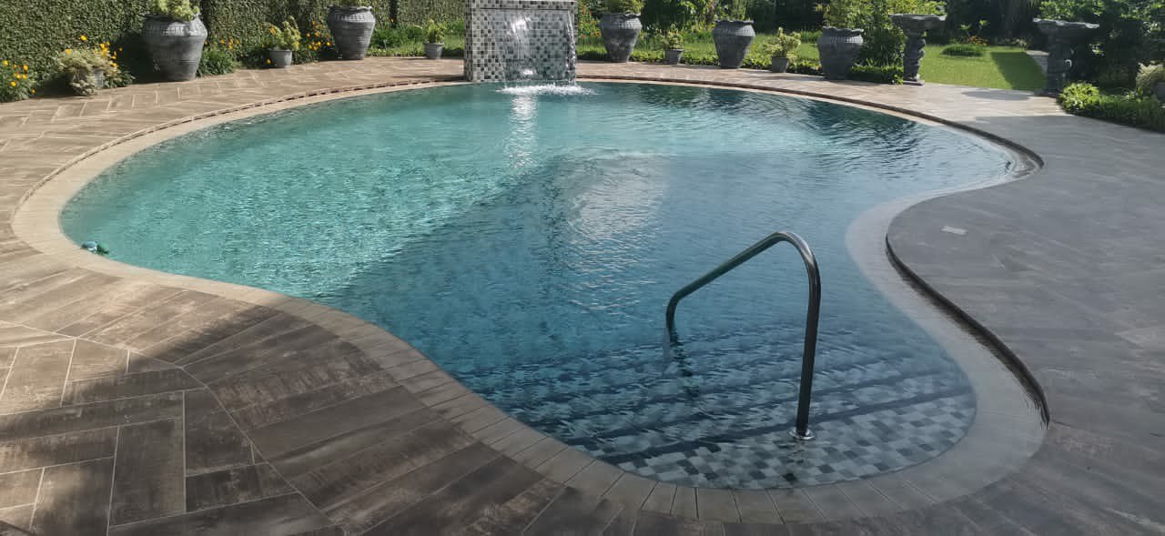 Dream pool